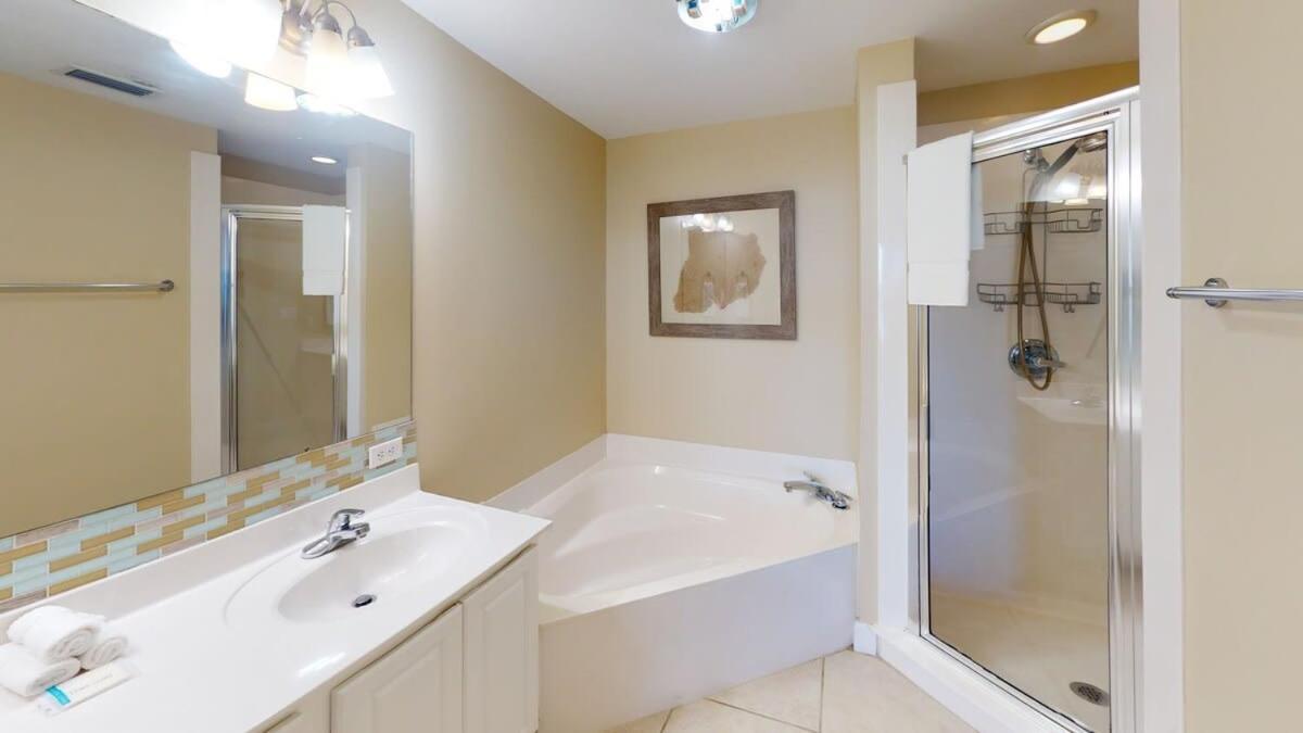 Brightly Furnished Beachfront Condo By Brightwild- 7Th Floor Gulf View! Panama City Beach Exteriör bild